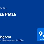アパート Thea Petra カランバカ