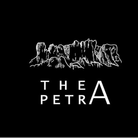 Thea Petra アパート *