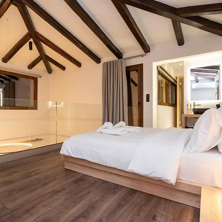 Thea Petra アパート *