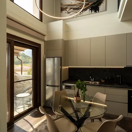 Thea Petra 아파트