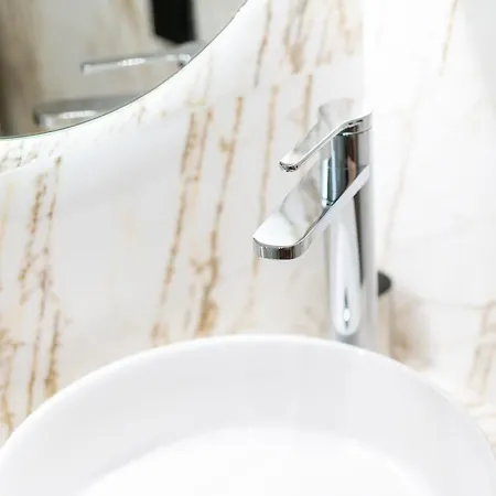 아파트 Thea Petra