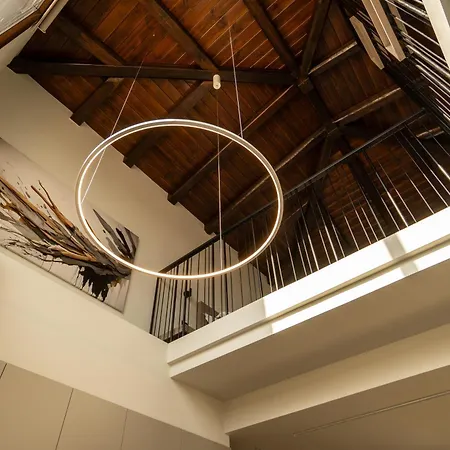 Apartament Thea Petra