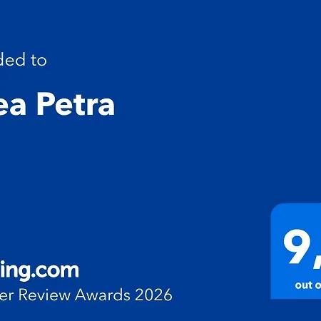 公寓 Thea Petra 卡兰巴卡