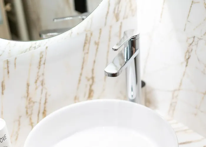 Apartament Thea Petra